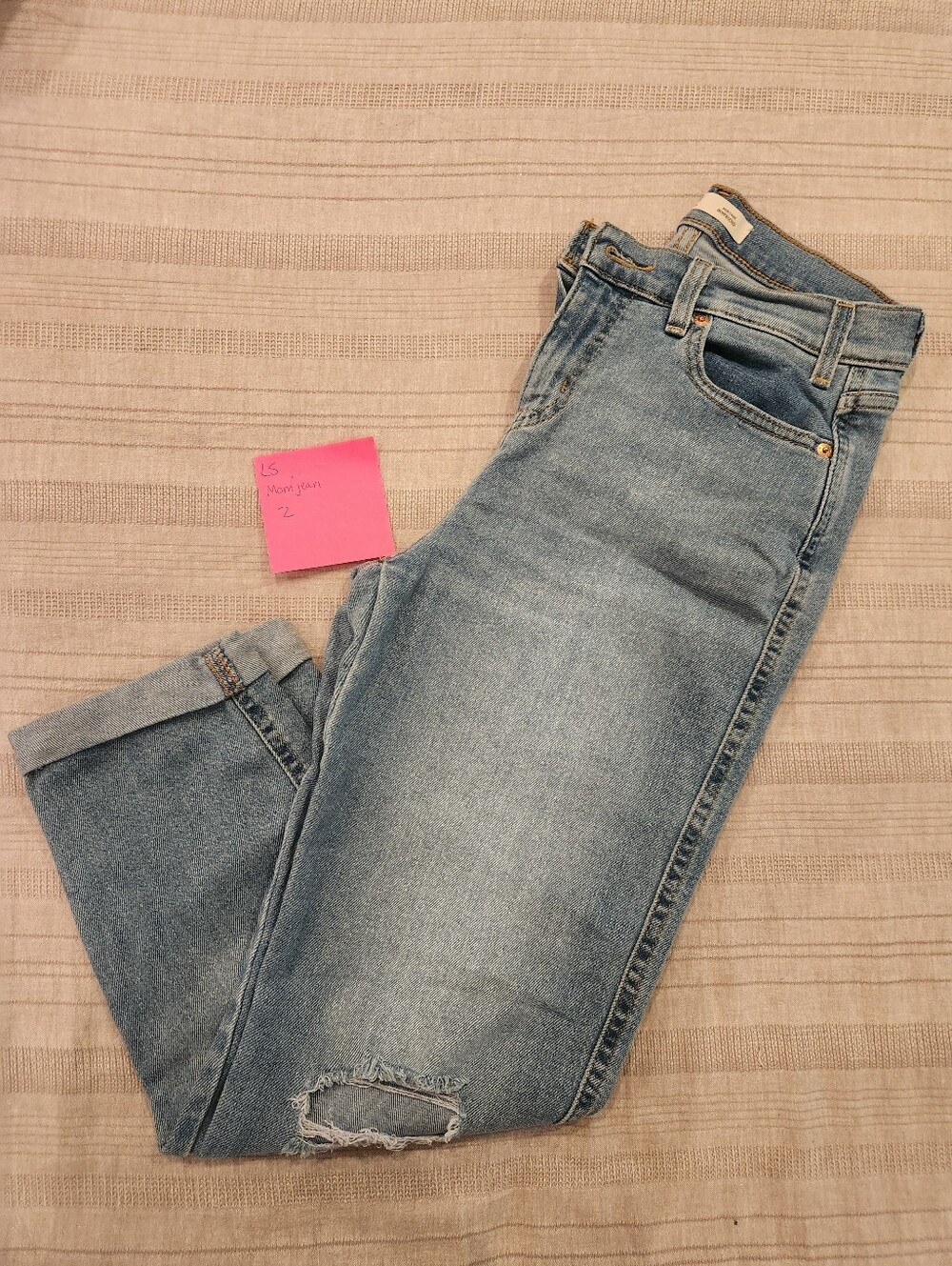 Women's Straight Leg Mom Jeans in Light Blue